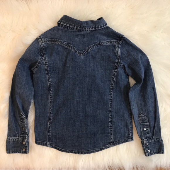 Levi’s Kids Jean Shirt. Size 6/6X - Picture 4 of 5